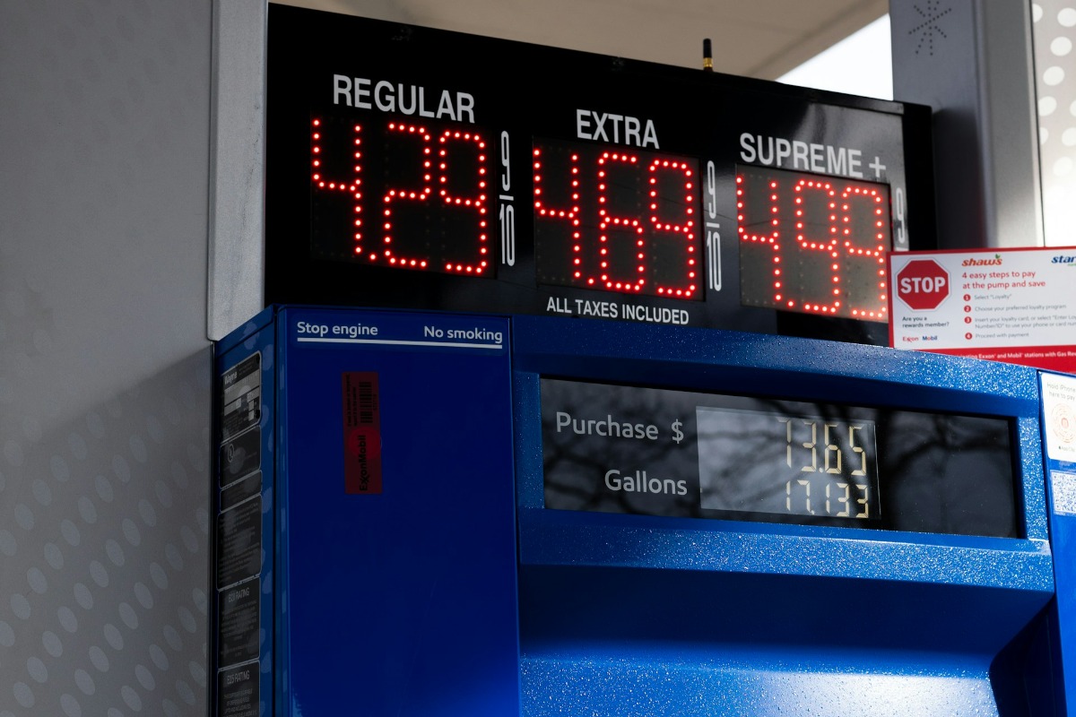 Bessent’s Upbeat Economy Pitch Is Meeting Hard Pushback