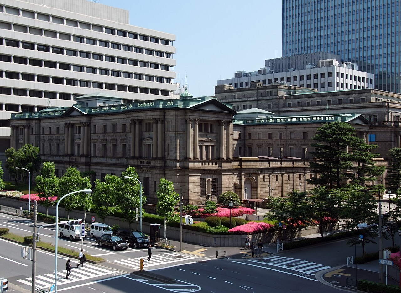 1280px-Bank_of_Japan_2010.jpg 1280px-Bank_of_Japan_2010.jpg
