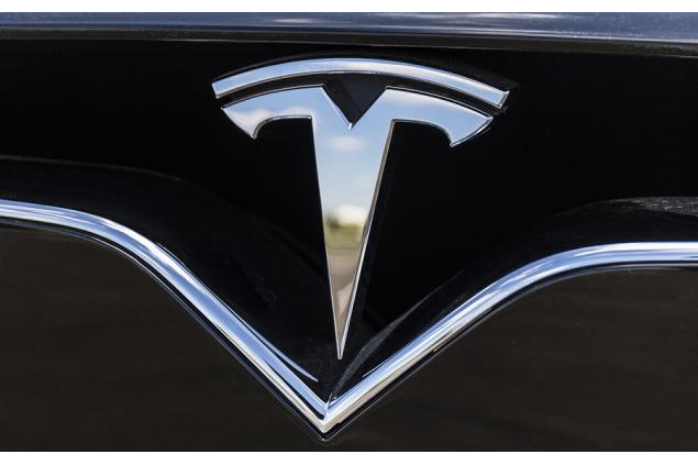 SpaceX, Tesla Earnings On Deck: Key Metrics To Watch