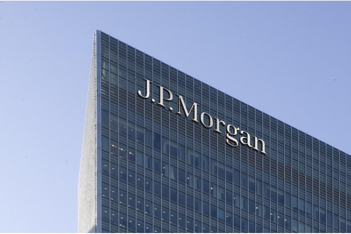 JPMorgan Recalibrates Sustainable Finance Strategy To Balance Emissions Reduction With Energy Security