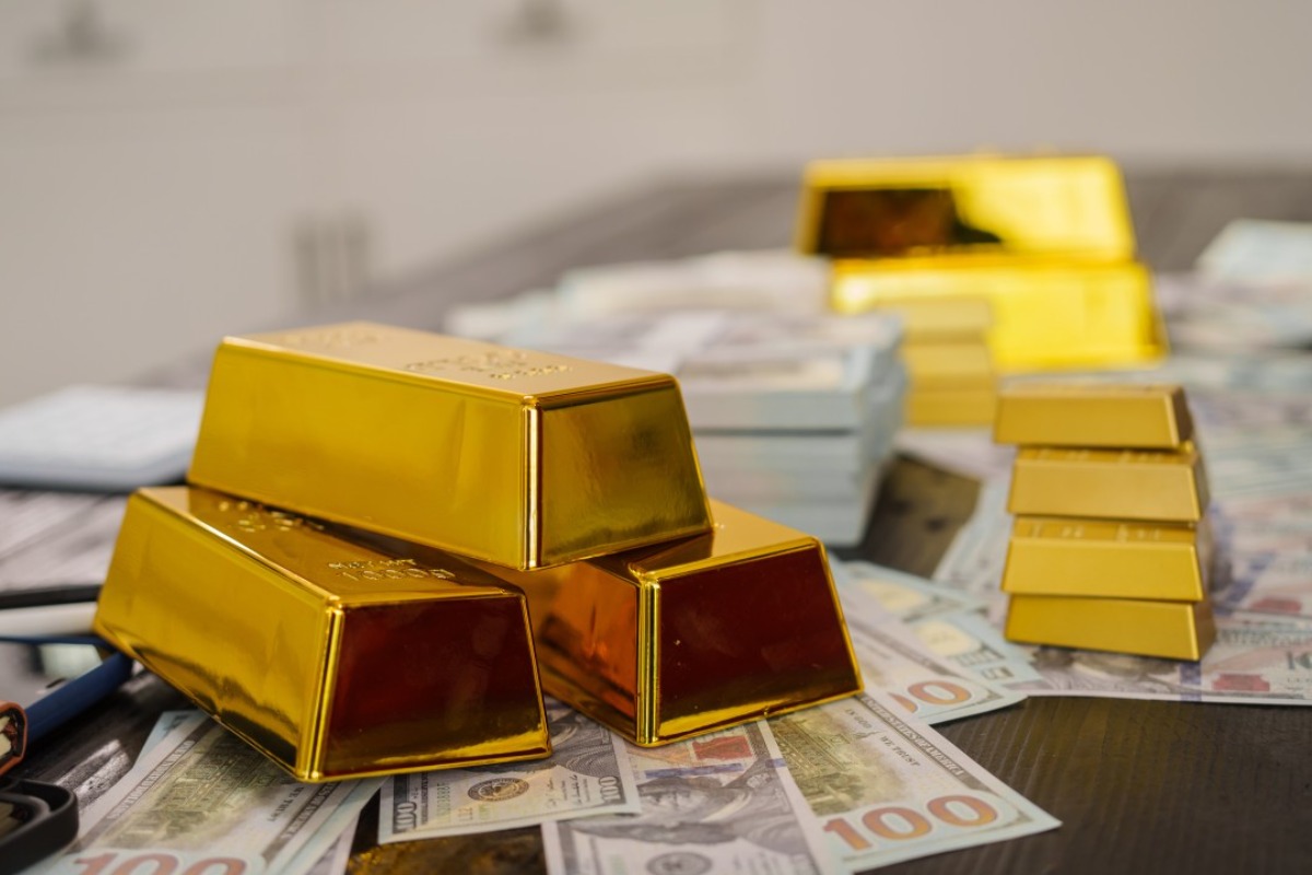 Gold Awaits Warsh’s Guidance As Rate Expectations Keep Markets Uncertain