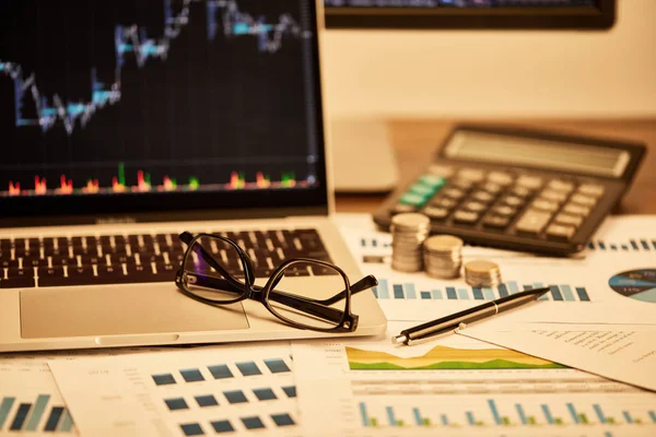 Financial Markets Report For Monday, Oct 12