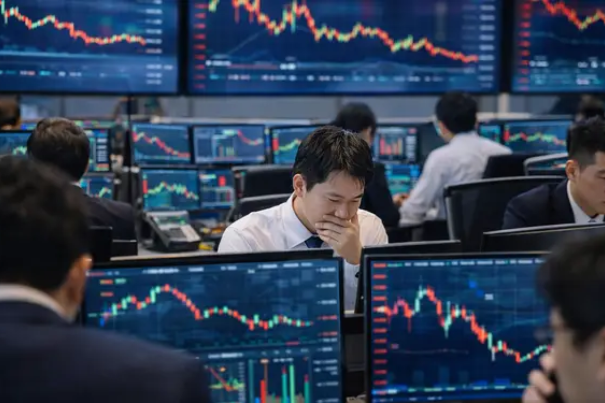 Why Is The Nikkei 225 Surging Even As A Soaring Yen Threatens Japan Exporters?