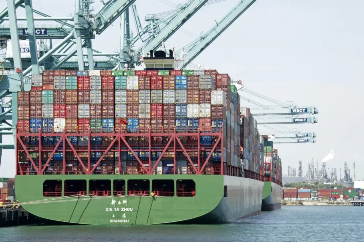 China’s Strong Trade Growth Continues, Driven By Tech Demand