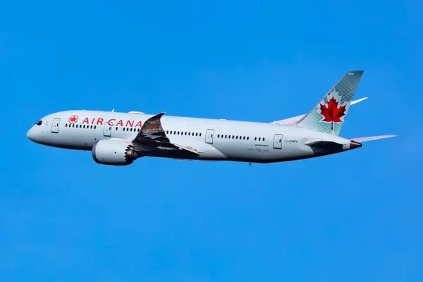 ACDVF: A Contrarian Airline Play To Buy BEFORE Conditions Improve
