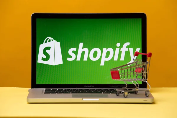 Shopify Jumps 11.5% On ‘High-Twenties’ Revenue Growth Hopes For Q2