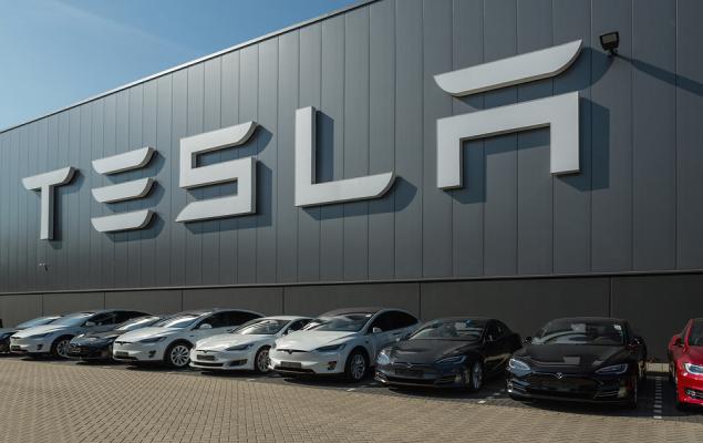 Mag 7 Earnings: How Expectations For Alphabet And Tesla Have Evolved
