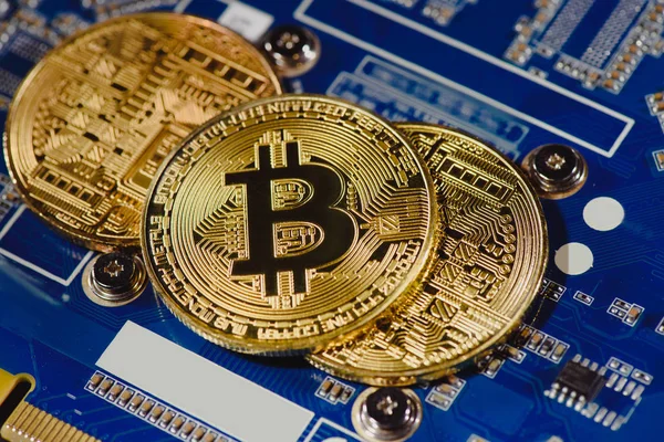 depositphotos_190387900-stock-photo-close-view-arranged-golden-bitcoins.jpg depositphotos_190387900-stock-photo-close-view-arranged-golden-bitcoins.jpg