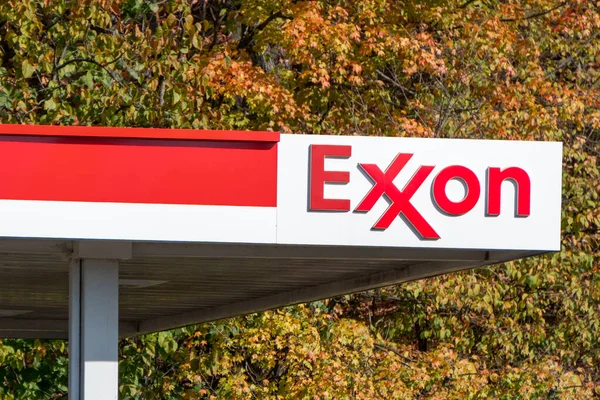 Exxon Mobil Bearish Cycle Signals Further Weakness