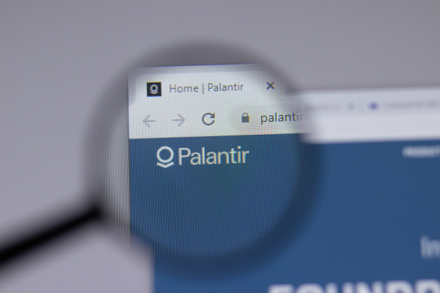 Palantir Shares Pop On Robust Quarterly Results