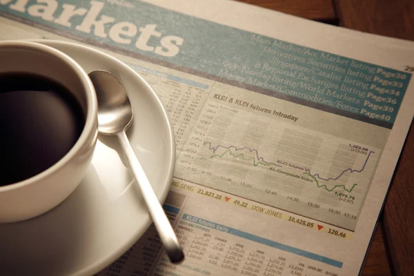 depositphotos_8733879-stock-photo-financial-section.jpg