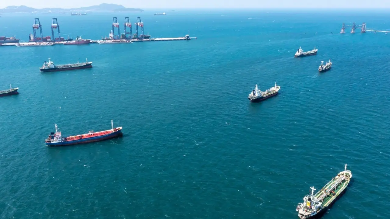 The Commodities Feed: Oil Sells Off As US Eases Sanctions On Iran