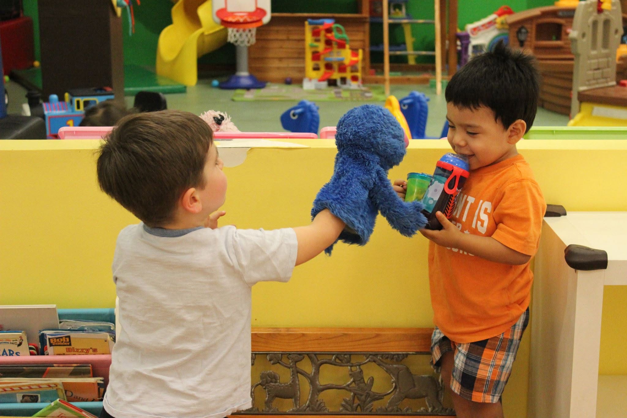 Indoor Playground in Burbank.jpg Indoor Playground in Burbank.jpg