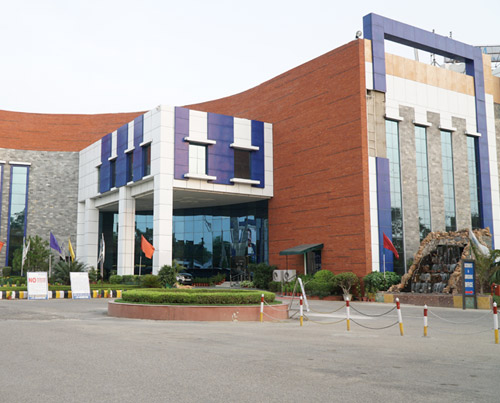 campus_srm.jpg campus_srm.jpg