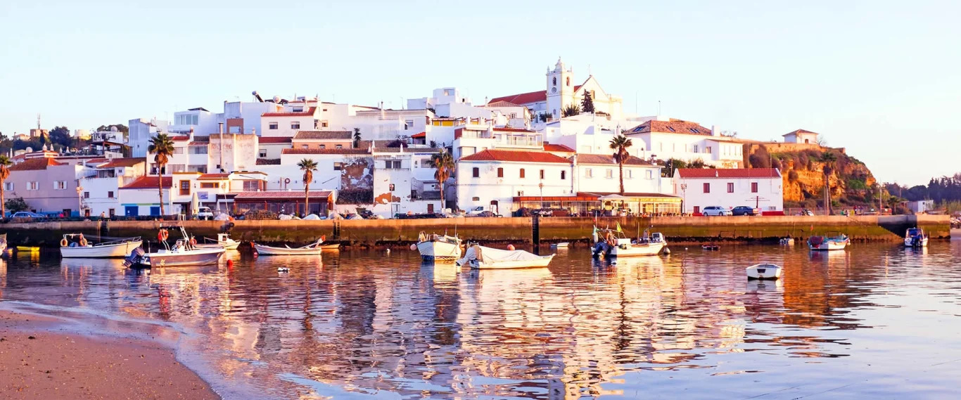 Ferragudo-3af1a277.png Ferragudo-3af1a277.png