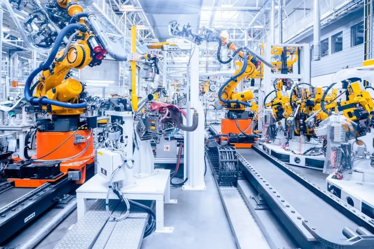 Czech PMI Reveals Renewed Employment Gains