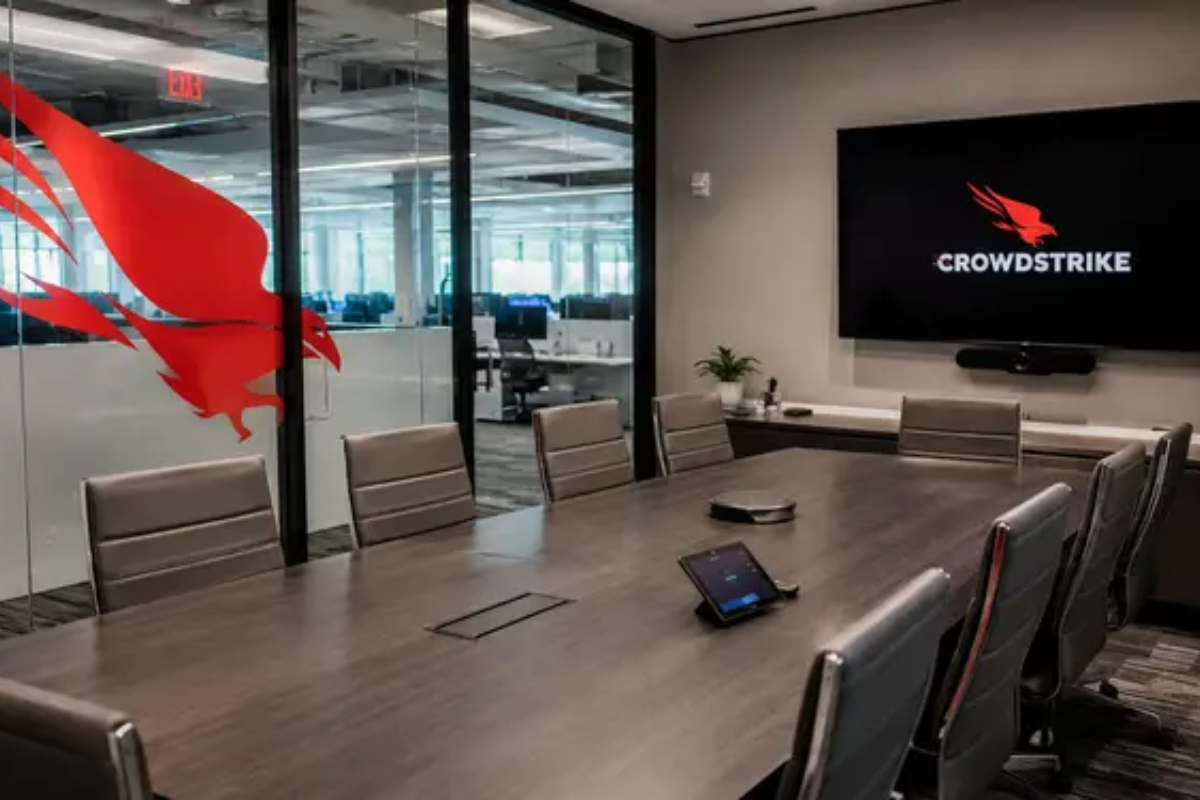 CrowdStrike Stock Forecast Ahead Of Earnings: Will It Rebound Or Crash?