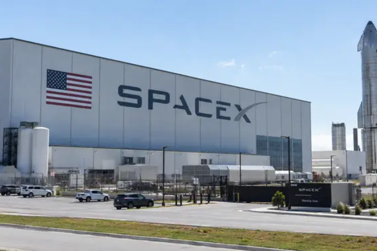 SpaceX Stock Could See Massive Buying On Nasdaq 100 Rebalance: Will SPCX Rally?