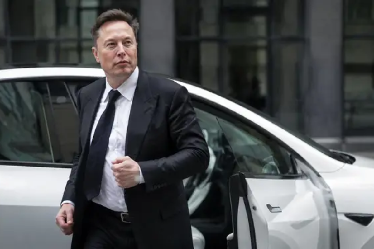 Tesla Stock Reverses Early Losses As Investors Await AI, Robotaxi Progress