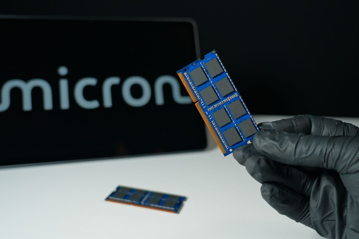 Micron Generates Massive Free Cash Flow - MU Price Targets Rise