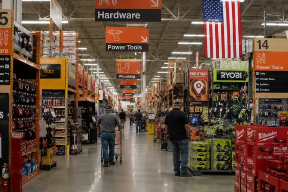 Home Depot Stock Gains On Q2 Earnings But A 'Missing Piece' Remains