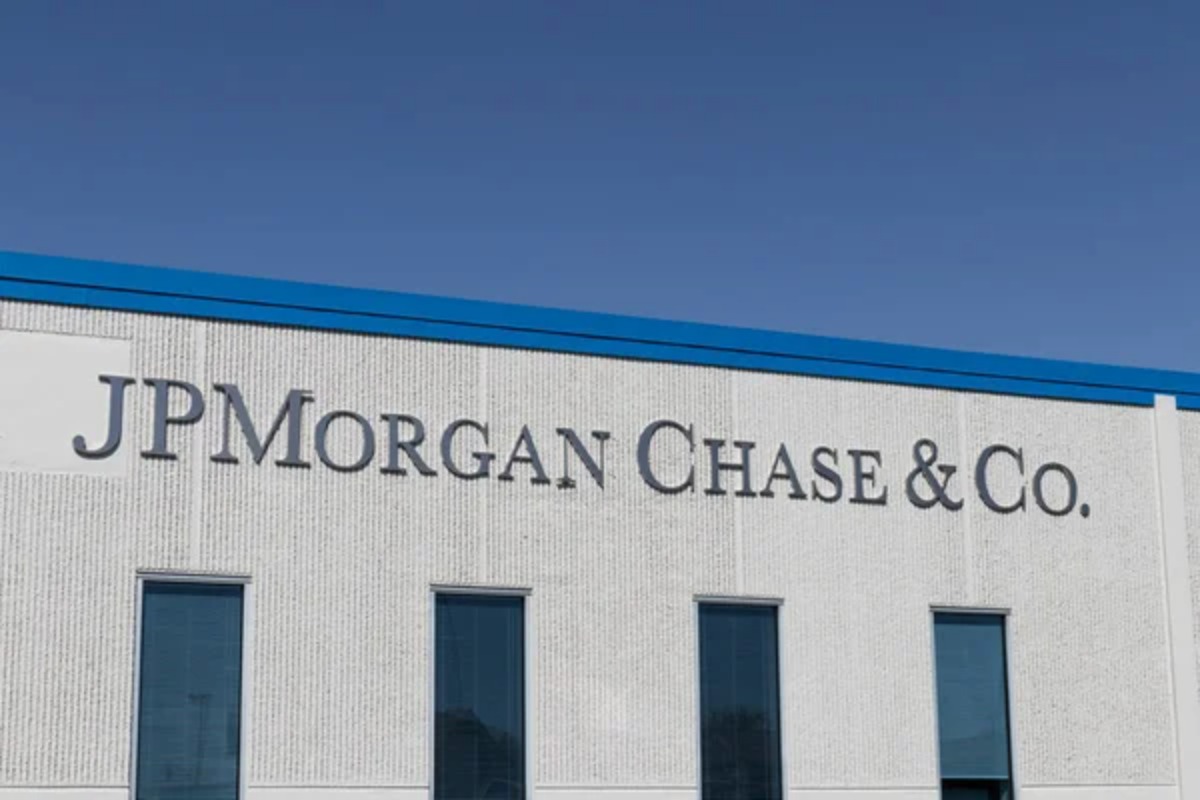 JPM Poised To Hold 280 And Deliver A Strong Quarter