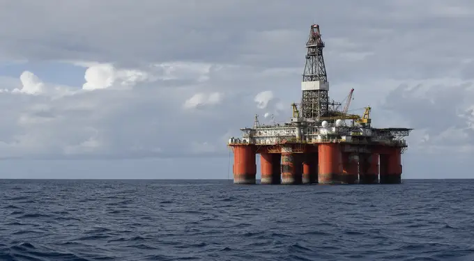 Crude Oil Price Tumbles On Hyperliquid As Trump TACOs On Planned Iran Attacks