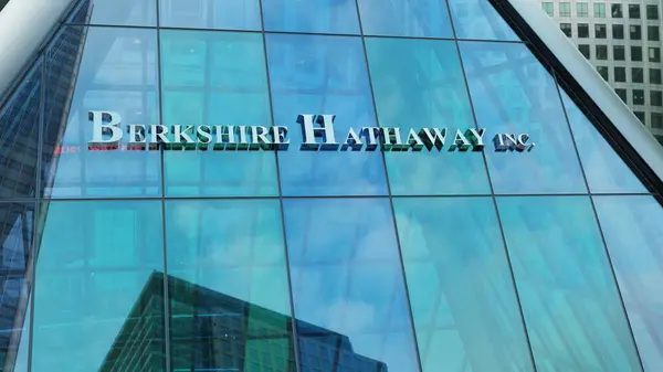 depositphotos_733047154-stock-photo-berkshire-hathaway-modern-urban-tower.jpg