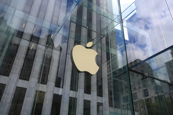 Apple Bets On Seamless AI Integration, Not AI Hype