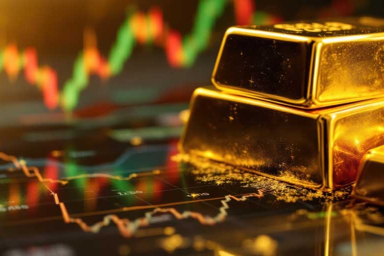 Gold Declines As Inflation Concerns And Dollar Strength Weigh On Prices