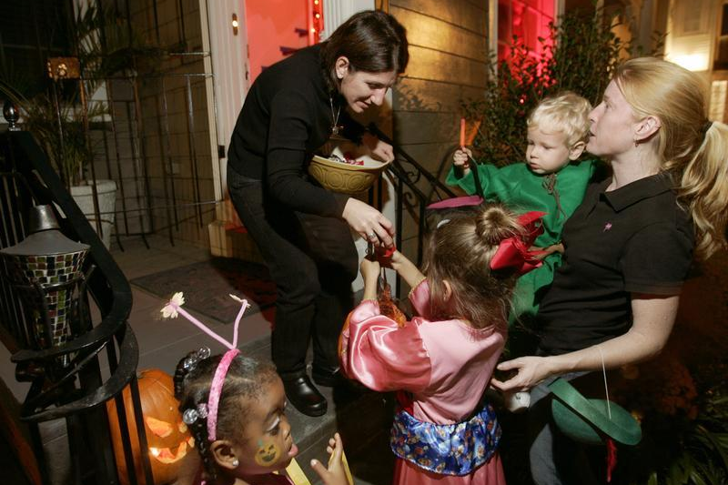 Halloween 2026: Fewer Tricks, Fewer Discounts, But Consumers Still Treat Themselves
