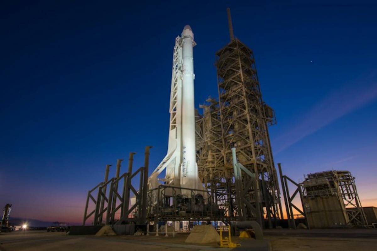 SPCX: Resistance At 155, IPO Digestion, And The Lock-Up Overhang