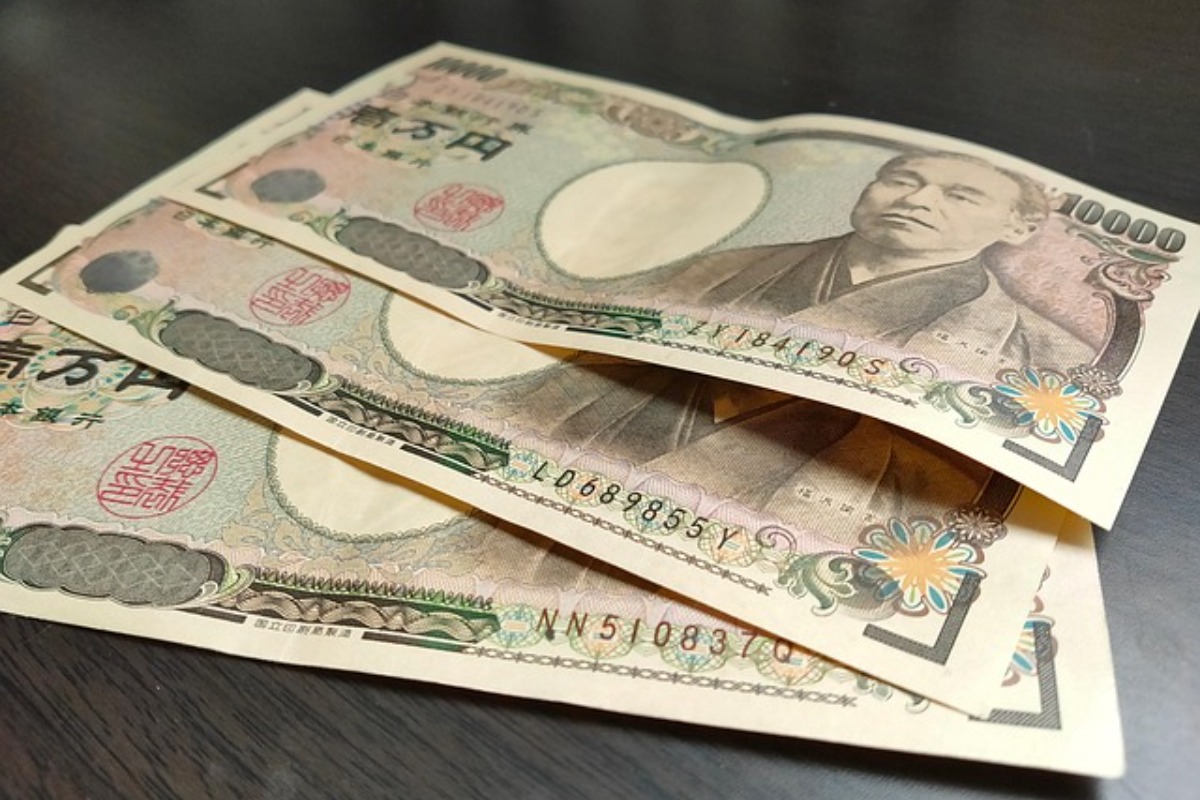 Bailing Out Japanese Yen Was Bailing Out U.S. Long-Term Treasuries
