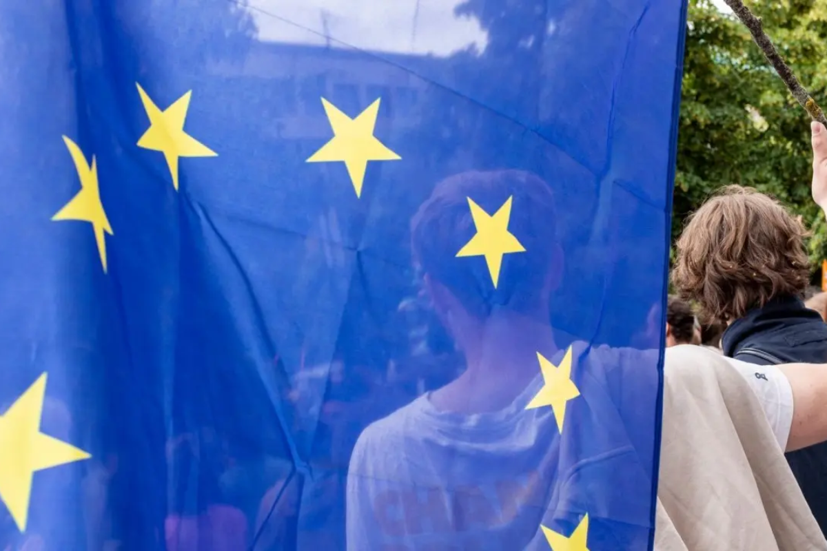 Nothing Can Harm Eurozone Growth (It Seems)