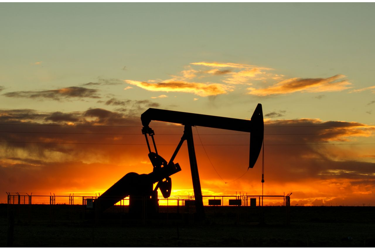 Record Oil Production Can’t Solve America’s Diesel Shortage