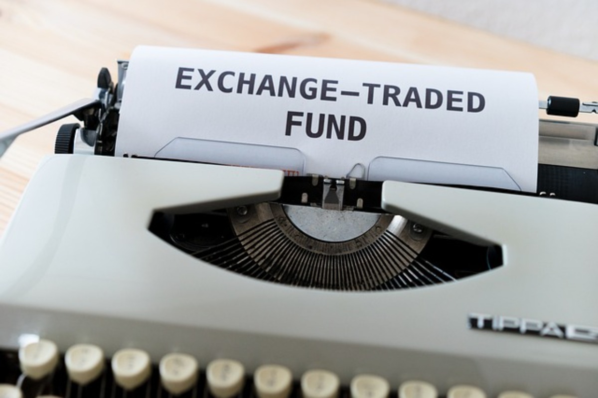 ETF Battles: Which Core ETF Rules Them All? (QQQ Vs. SCHG Vs. VOO)