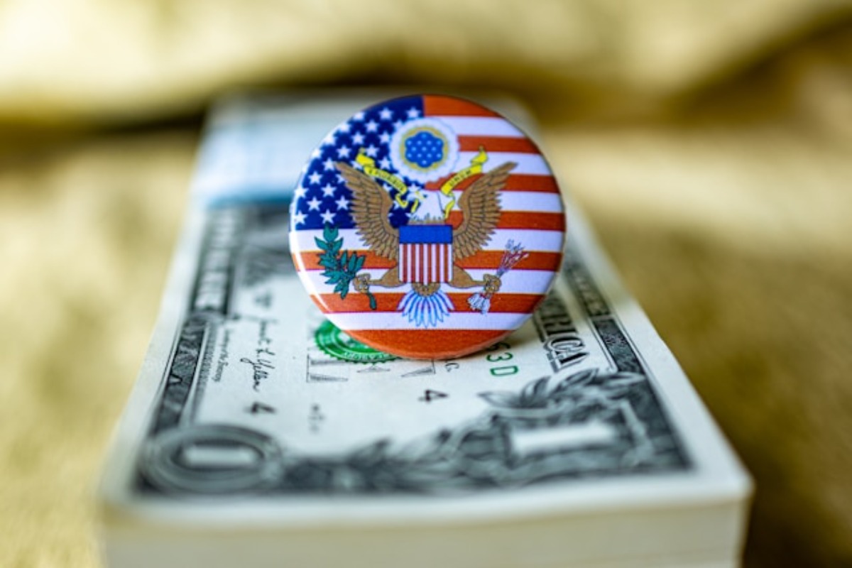 U.S. Treasury Secretary High Stakes Gamble On Interest Rates