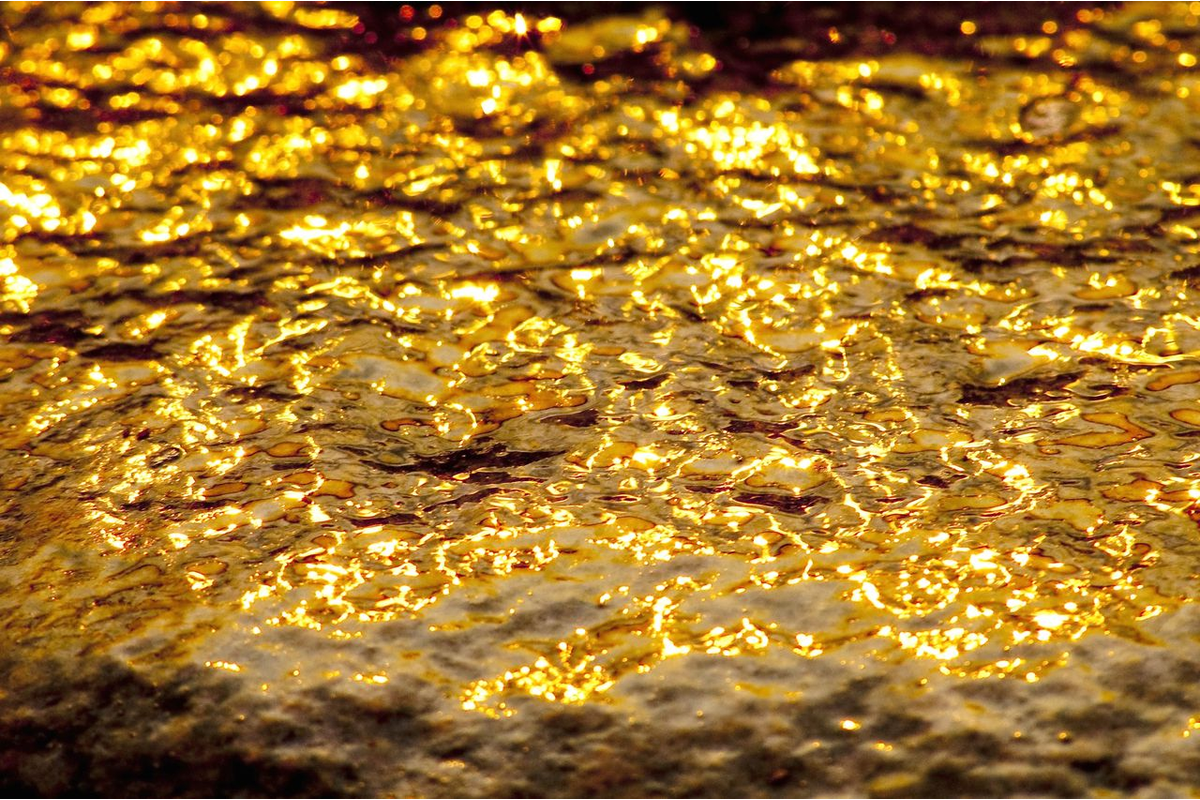 Gold Ran to $5600 Without a Pause. Is This Year's Dip a Buy?