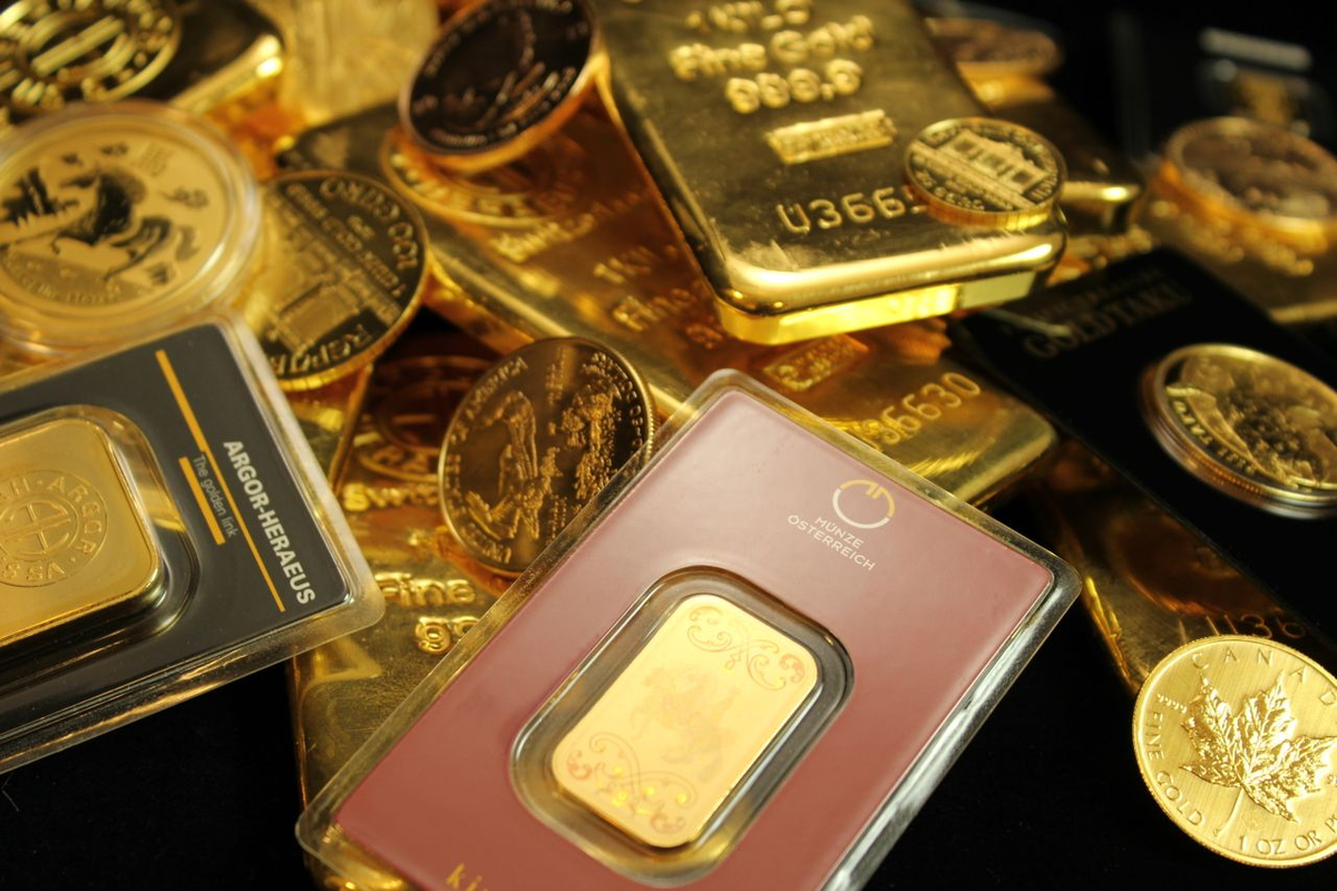 Gold On The Verge Of Collapse? Deep Dive Into Metals, Bitcoin And Markets