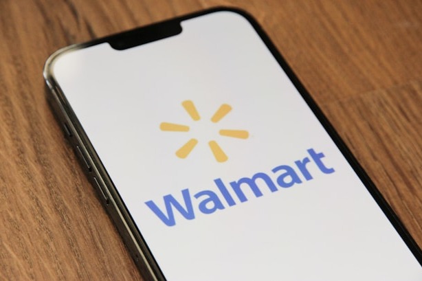 Walmart Is Cutting Prices Because Consumers Are "Out Of Money"