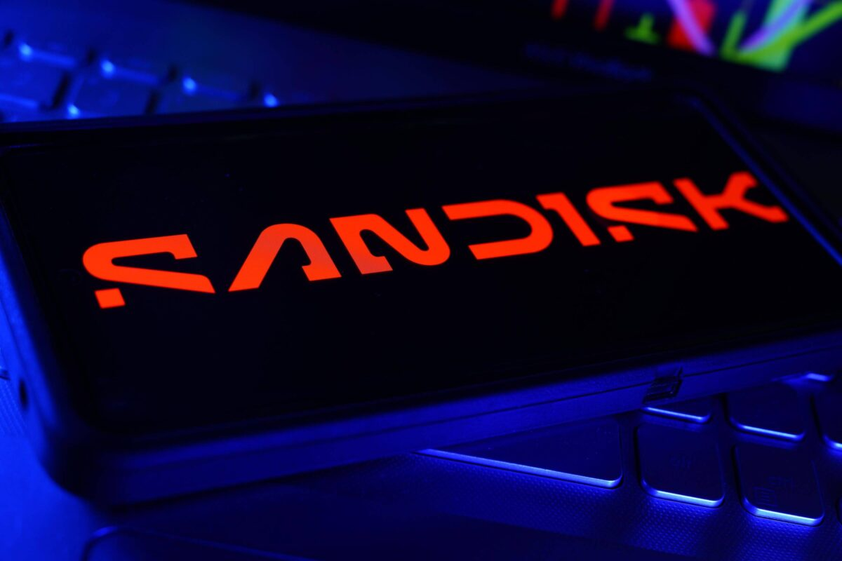 SanDisk Stock; Plunges 14% As China NAND Threat Wipes Out $49B Market Value