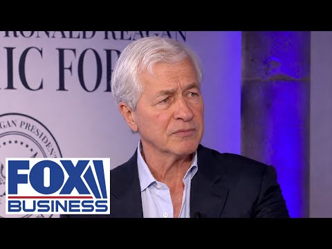 Jamia Dimon BLOWS UP when confronted over crypto rules