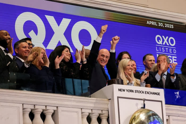 Brad Jacobs, Chairman and CEO of QXO, rings the opening bell at the New York Stock Exchange.