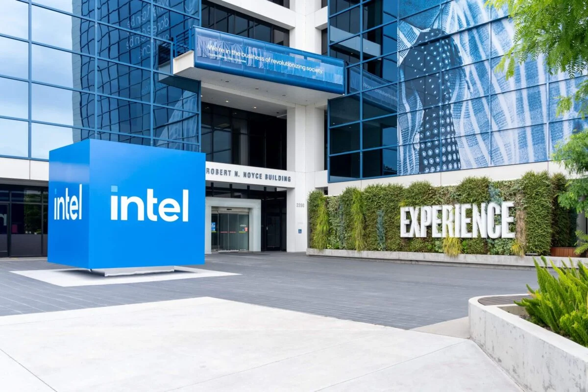 Intel1-1-1200x800.webp