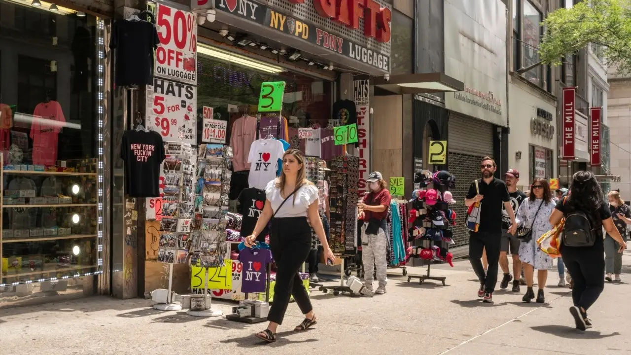 U.S. Sentiment Underlines K-Shaped Consumer Strife