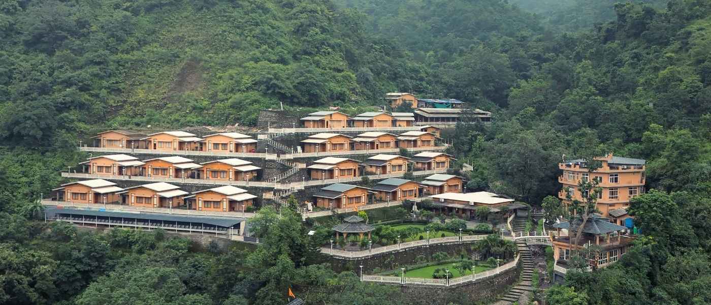 Yoga-Teacher-Training-in-Rishikesh-India.jpg