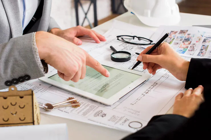 businessmen-analyzing-business-plan-tablet_23-2148252119.jpg businessmen-analyzing-business-plan-tablet_23-2148252119.jpg
