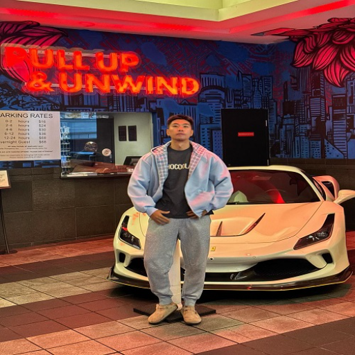 CEO Hùng