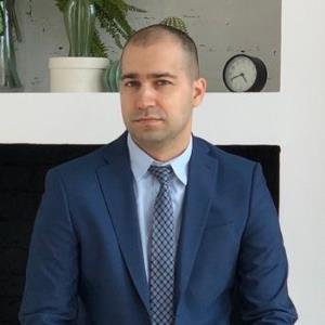 Alex Sakharov