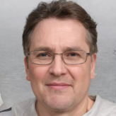Dr. Krug Robert